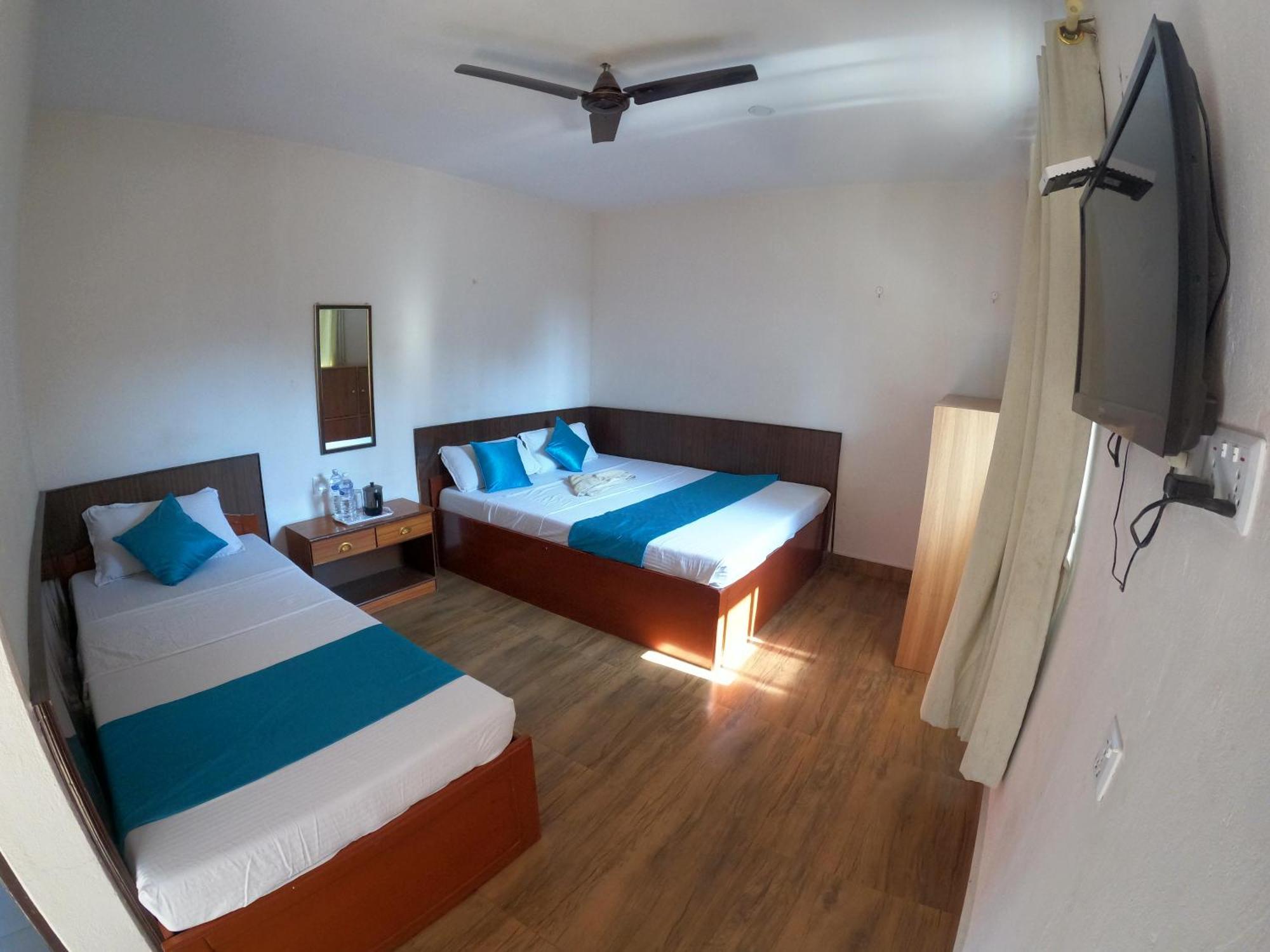 Hotel Dolly Покхара Экстерьер фото